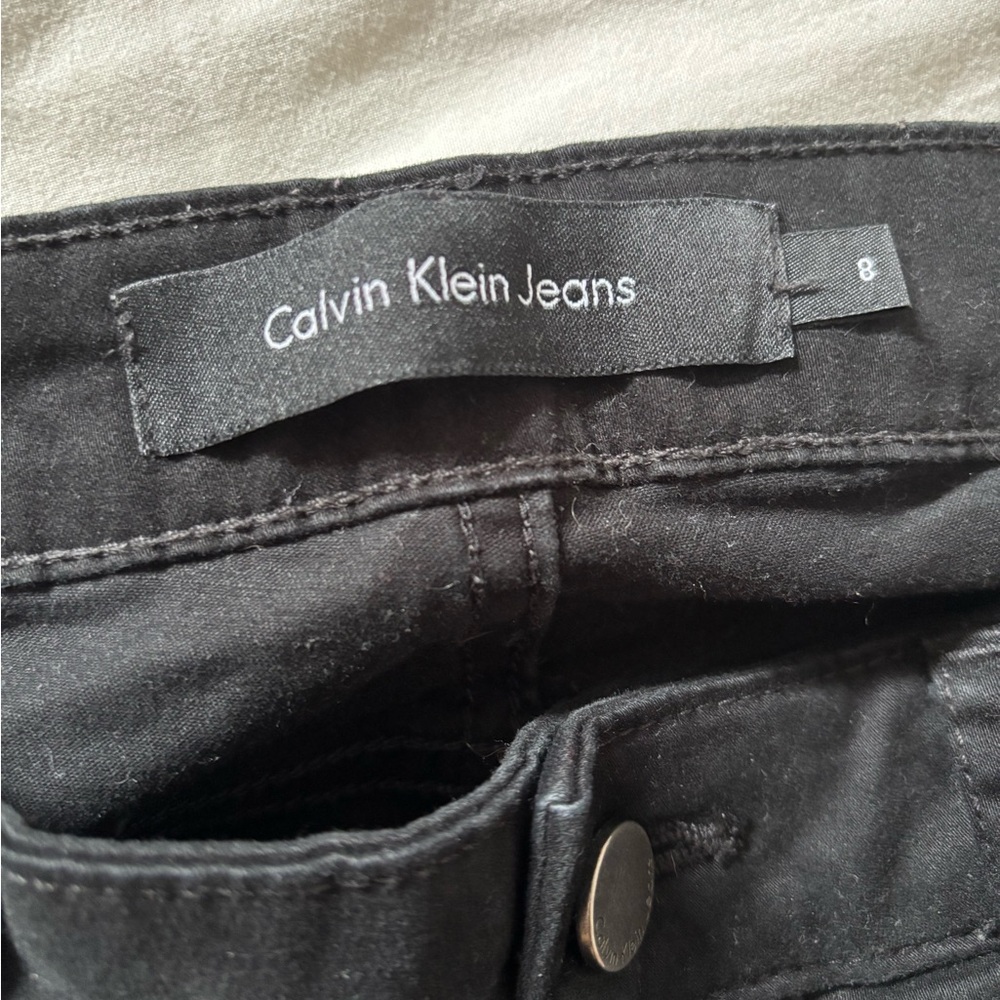 Chic Black Ankle Skinny Jeans